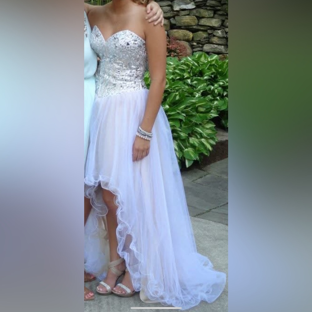 Cream Beaded Corset Prom Gown with Sweetheart Neckline